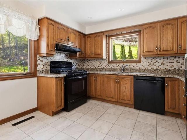 House for rent in Ancaster, Ontario