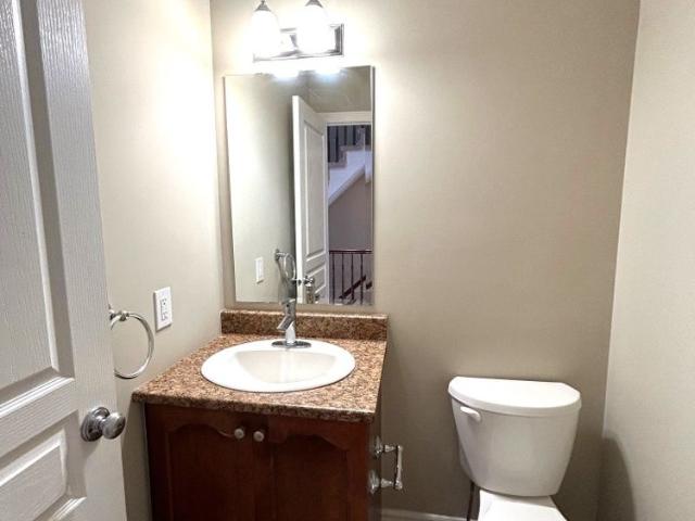 Townhouse for rent in Mulhurst Bay, Ontario