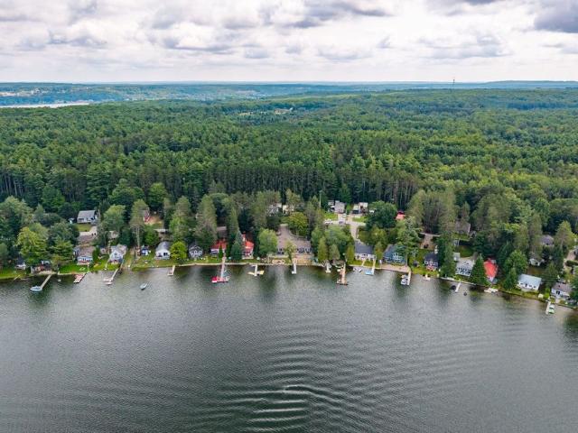House for rent in Tiny, Central Ontario