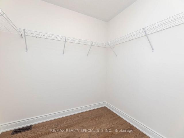 Townhouse for rent in Georgina, Ontario