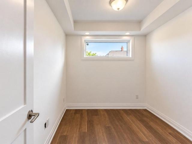 Townhouse for rent in Ancaster, Ontario