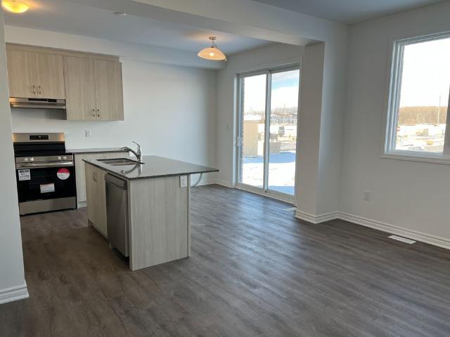 Townhouse for rent in Barrie, Central Ontario