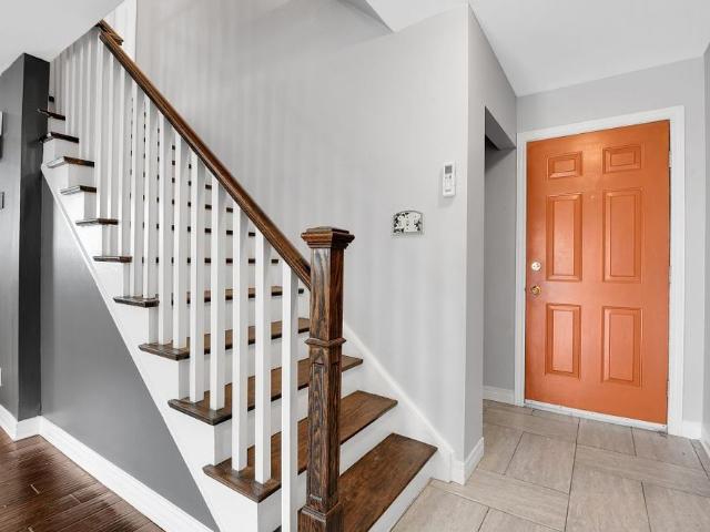 Townhouse for rent in Mulhurst Bay, Ontario