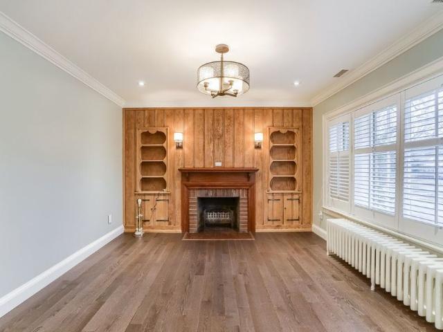 House for rent in Etobicoke—Lakeshore, Toronto