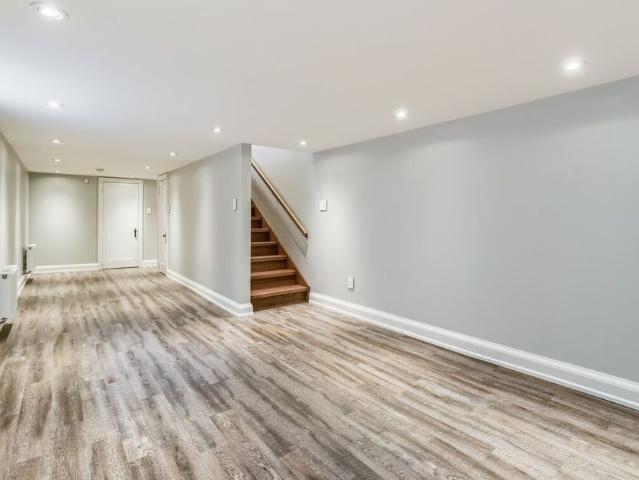 House for rent in Etobicoke—Lakeshore, Toronto