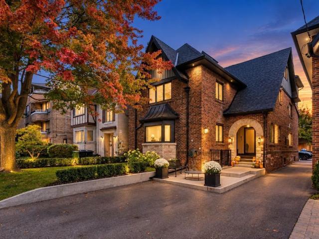 Apartment for rent in Toronto—St. Paul's, Toronto