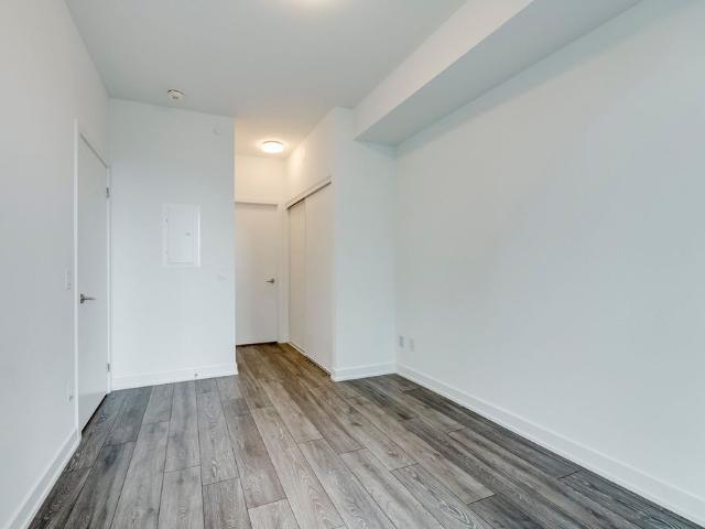 Apartment for rent in Richvale, Richmond Hill