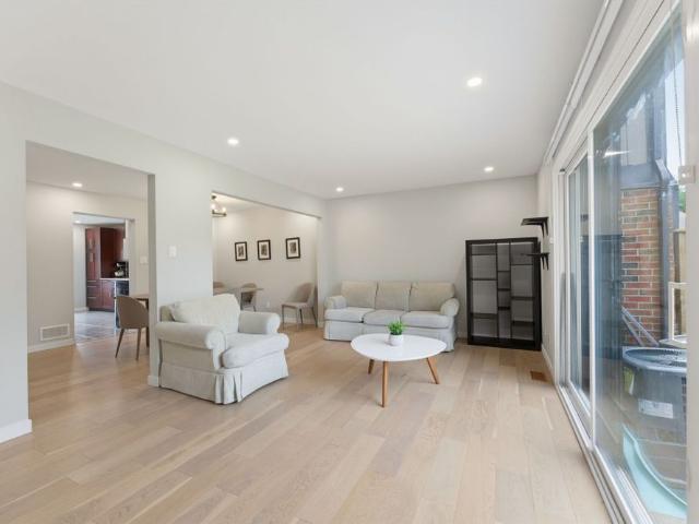 Apartment for rent in Mulhurst Bay, Ontario