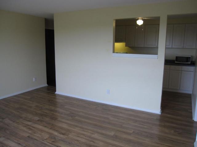 Apartment for rent in Mulhurst Bay, Ontario