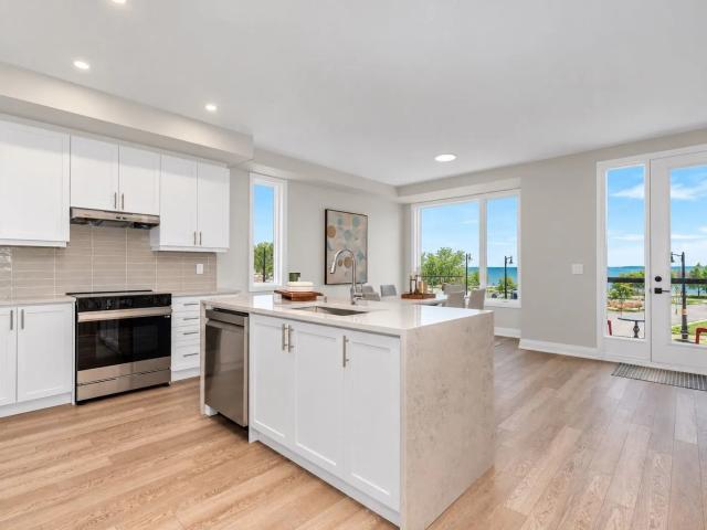 Townhouse for rent in Downtown Orillia, Orillia