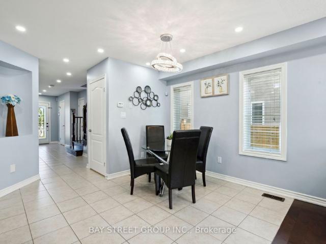 Townhouse for rent in Ancaster, Ontario