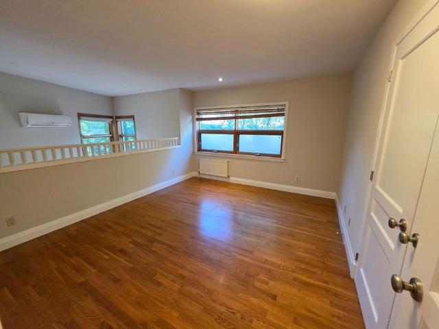 House for rent in Toronto Centre, Toronto