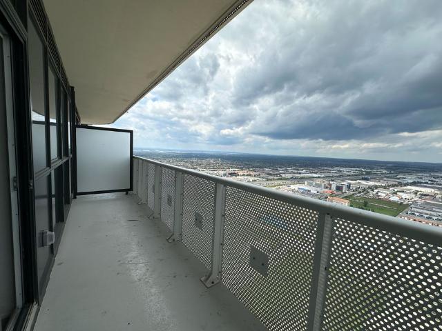 Apartment for rent in Vaughan Metropolitan Centre, Vaughan
