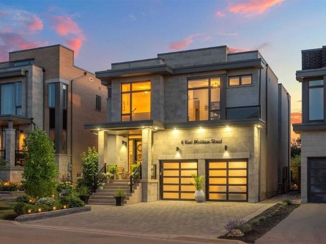 Apartment for rent in Richmond Hill, Golden Horseshoe