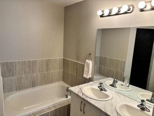 Townhouse for rent in Collingwood, Ontario