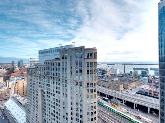 Apartment for rent in Toronto Centre, Toronto