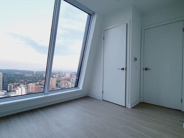 Apartment for rent in Toronto Centre, Toronto