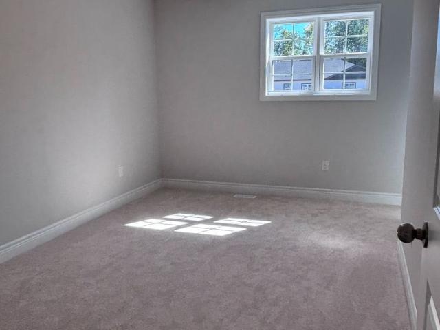 Townhouse for rent in Gravenhurst, Central Ontario