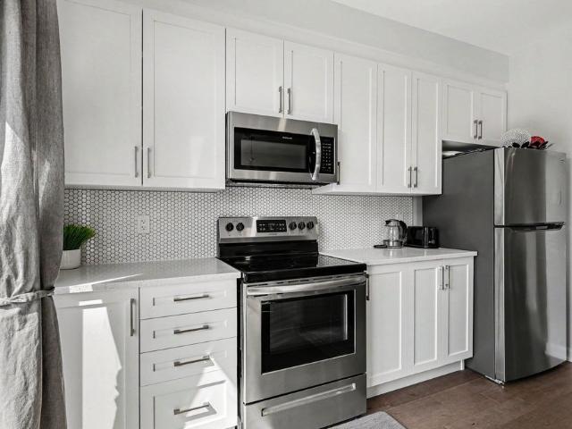 Townhouse for rent in Mulhurst Bay, Ontario