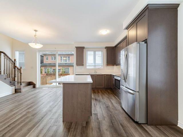 Townhouse for rent in Milton, Ontario