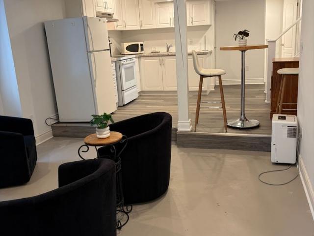 Apartment for rent in Delhi, Ontario