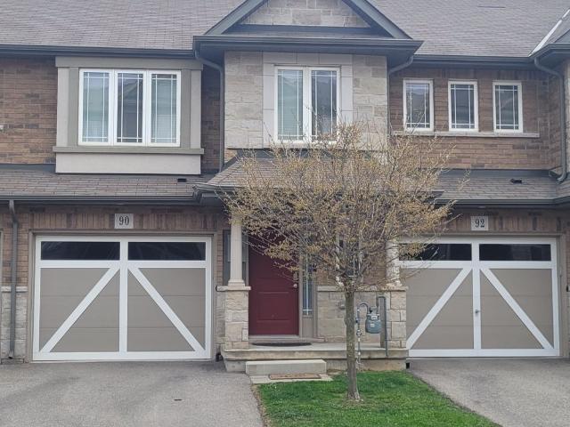 Townhouse for rent in Ancaster, Ontario