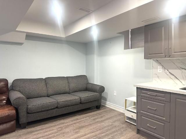 Apartment for rent in Georgina, Ontario
