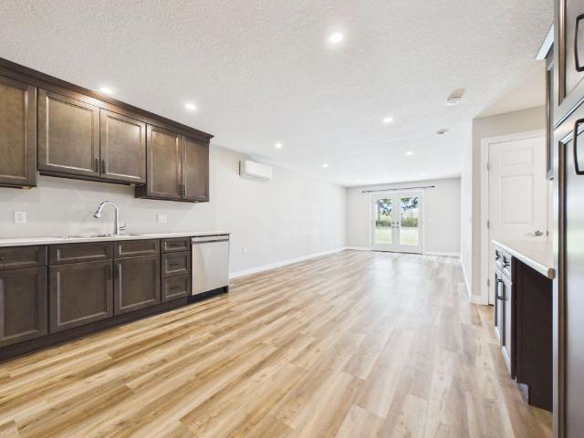 Townhouse for rent in Howick, Southwestern Ontario