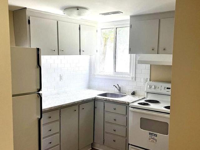 Apartment for rent in Vanier, Oshawa