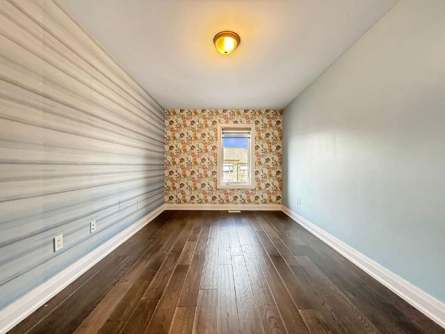 Townhouse for rent in Newmarket, Golden Horseshoe