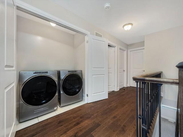 Townhouse for rent in Newmarket, Golden Horseshoe