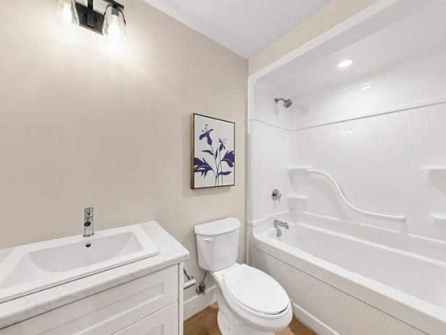 Apartment for rent in Listowel, North Perth