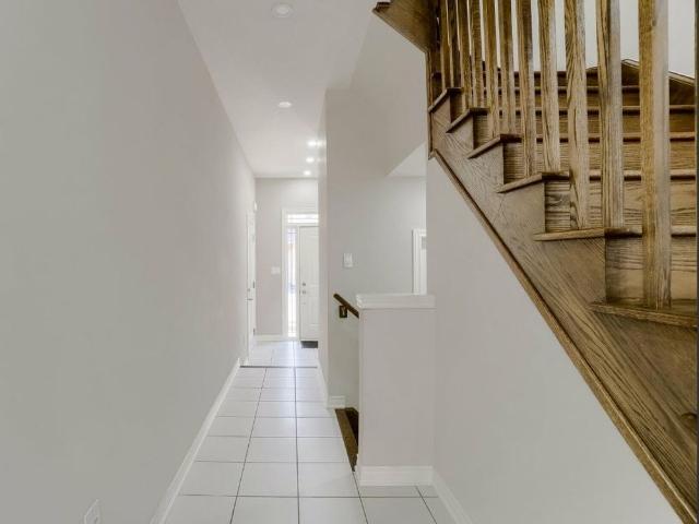 Townhouse for rent in Ancaster, Ontario