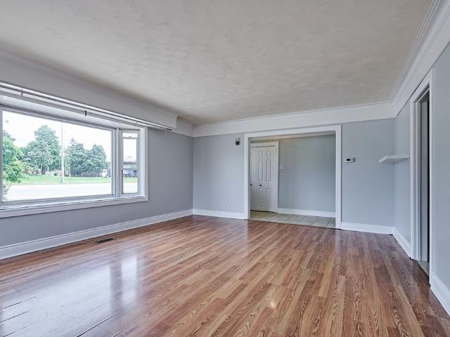House for rent in Georgina, Ontario