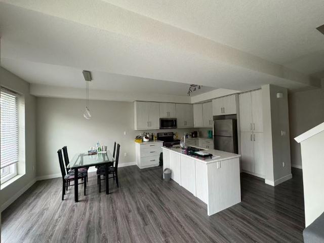 Room for rent in London, Southwestern Ontario
