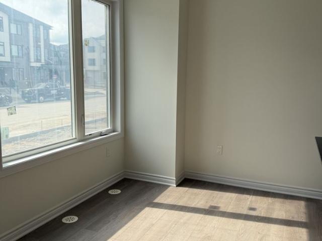 Townhouse for rent in Georgina, Ontario