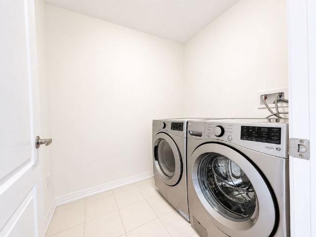 Townhouse for rent in Ontario