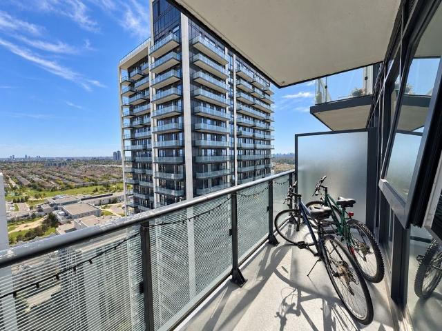 Apartment for rent in Richmond Hill, Golden Horseshoe