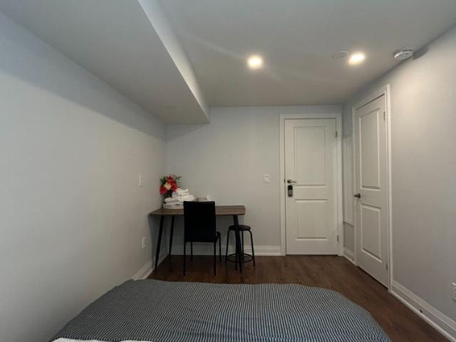 Room for rent in Willowdale, Toronto