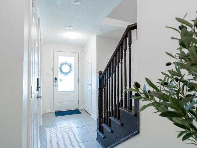 Townhouse for rent in Milton, Ontario