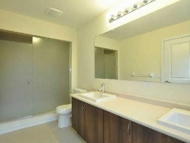 Townhouse for rent in Richmond Hill, Ontario