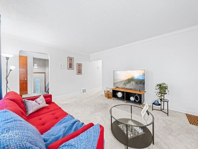 House for rent in Woburn, Ontario