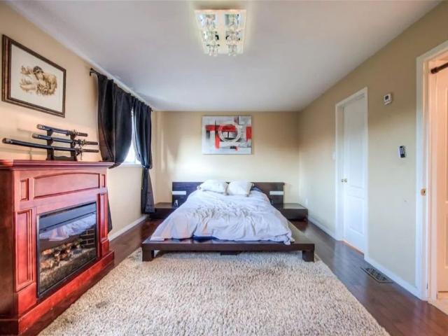 Townhouse for rent in Ancaster, Ontario