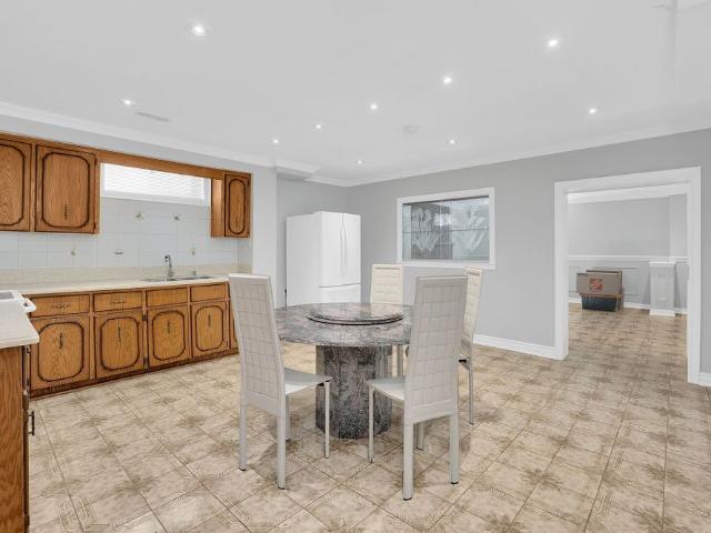 Apartment for rent in Woodbridge, Vaughan