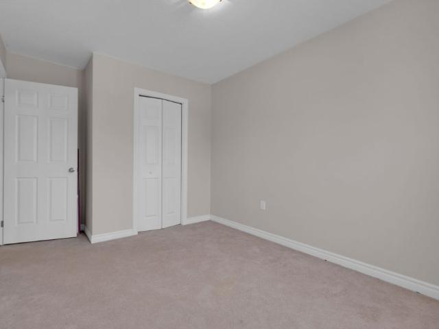Townhouse for rent in Ancaster, Ontario