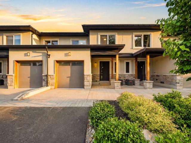 Townhouse for rent in Huntsville, Central Ontario