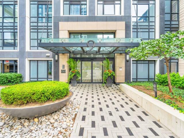 Apartment for rent in Etobicoke—Lakeshore, Toronto