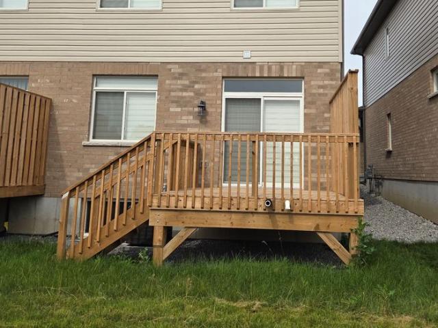 Townhouse for rent in Ontario