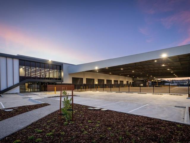 Warehouse for rent in Dandenong Industrial Estate, Melbourne