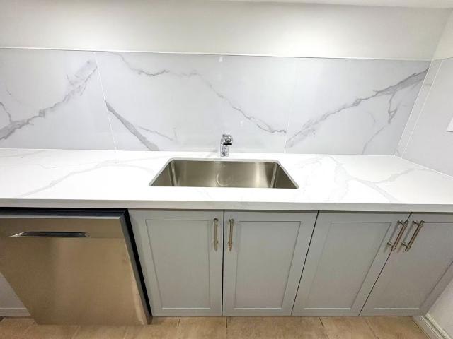 House for rent in Richmond Hill, Golden Horseshoe